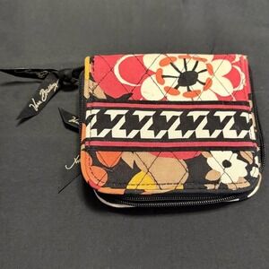 Vera Bradley Dogwood Zip Around Wallet Red Floral Quilted Retired Pattern